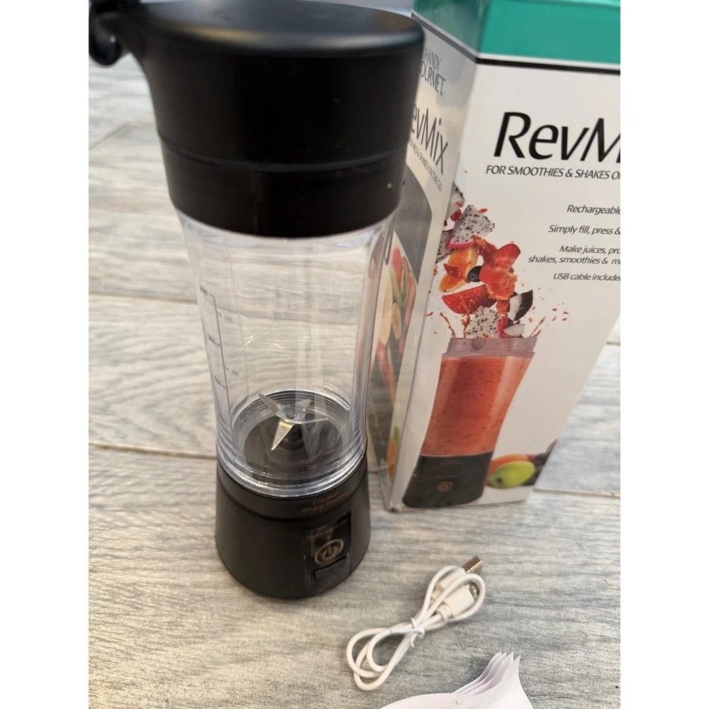Handy Gourmet RevMix‎ Portable Blender JB8765 Rechargeable NWT Personal Travel